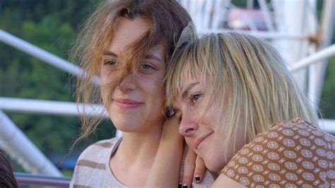 lesbian vídeos|18 Best Lesbian Films on Netflix .